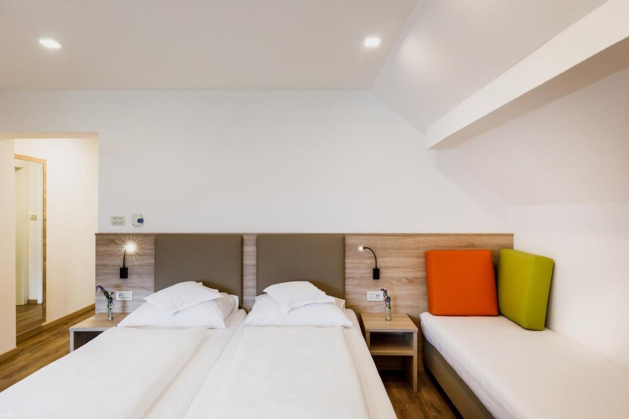 Hotel Kolping Мерано Экстерьер фото