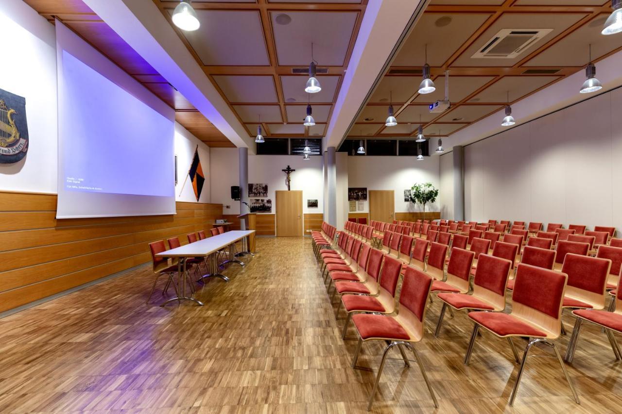 Hotel Kolping Мерано Экстерьер фото